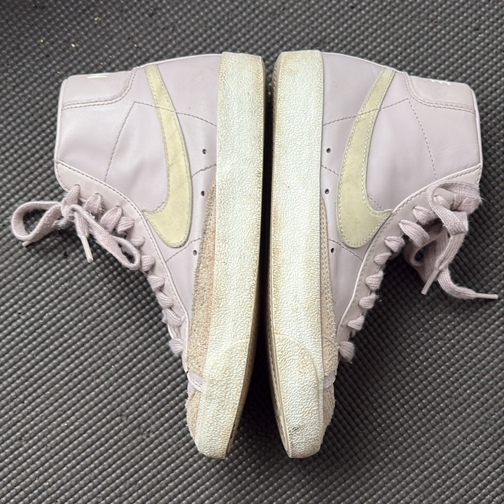 Nike Mauve High Top Sneakers